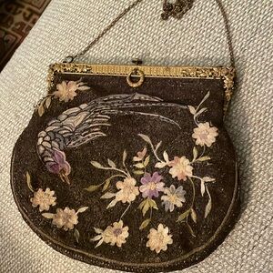 Antique mint handbag. Lining needs replacing